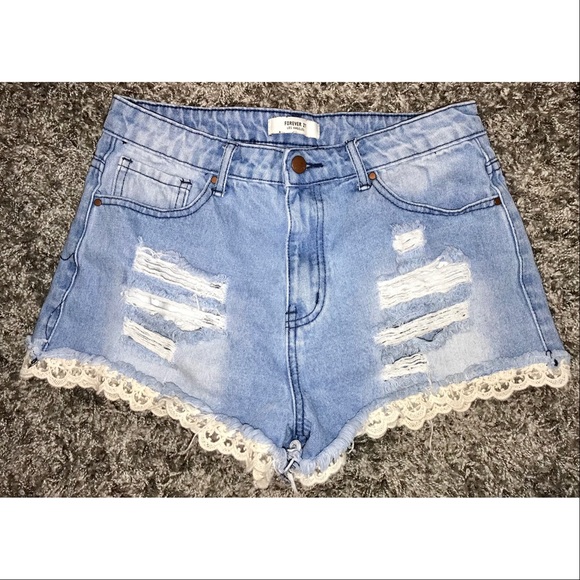 Forever 21 Lace Detailed Denim Shorts - Picture 2 of 5